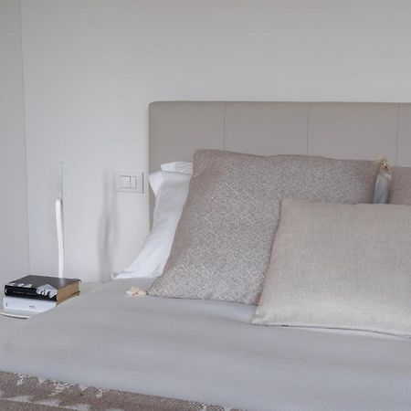 Design Apartment With Balcony On The Grand Canal R&R Βενετία Εξωτερικό φωτογραφία