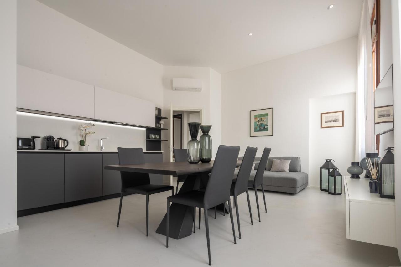 Design Apartment With Balcony On The Grand Canal R&R Βενετία Εξωτερικό φωτογραφία
